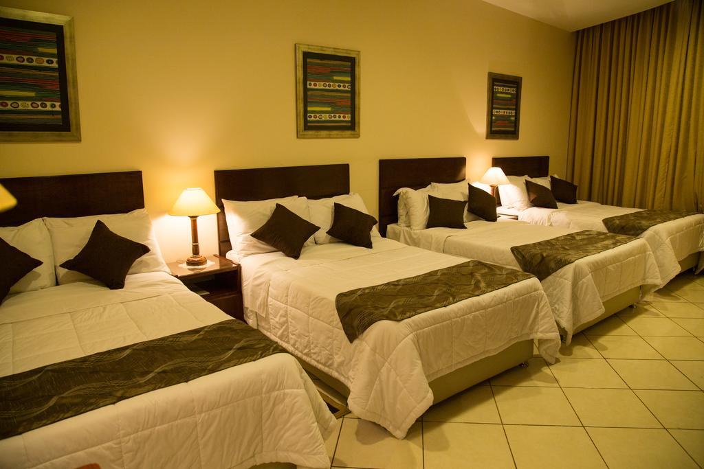 Asuncion Gran Hotel Ciudad del Este Bagian luar foto