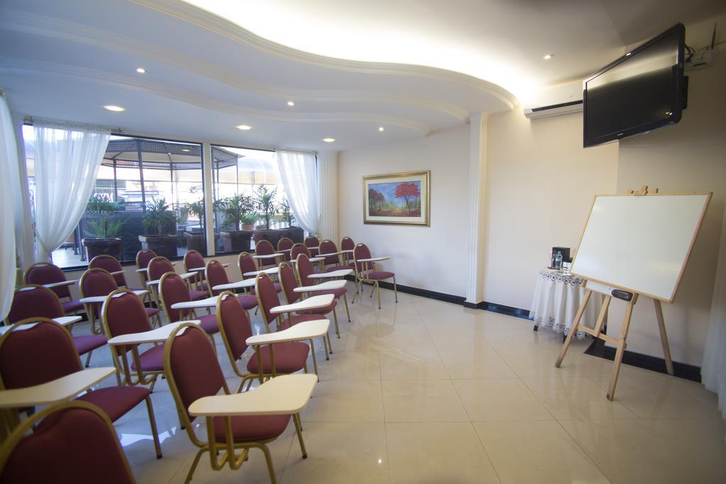 Asuncion Gran Hotel Ciudad del Este Bagian luar foto
