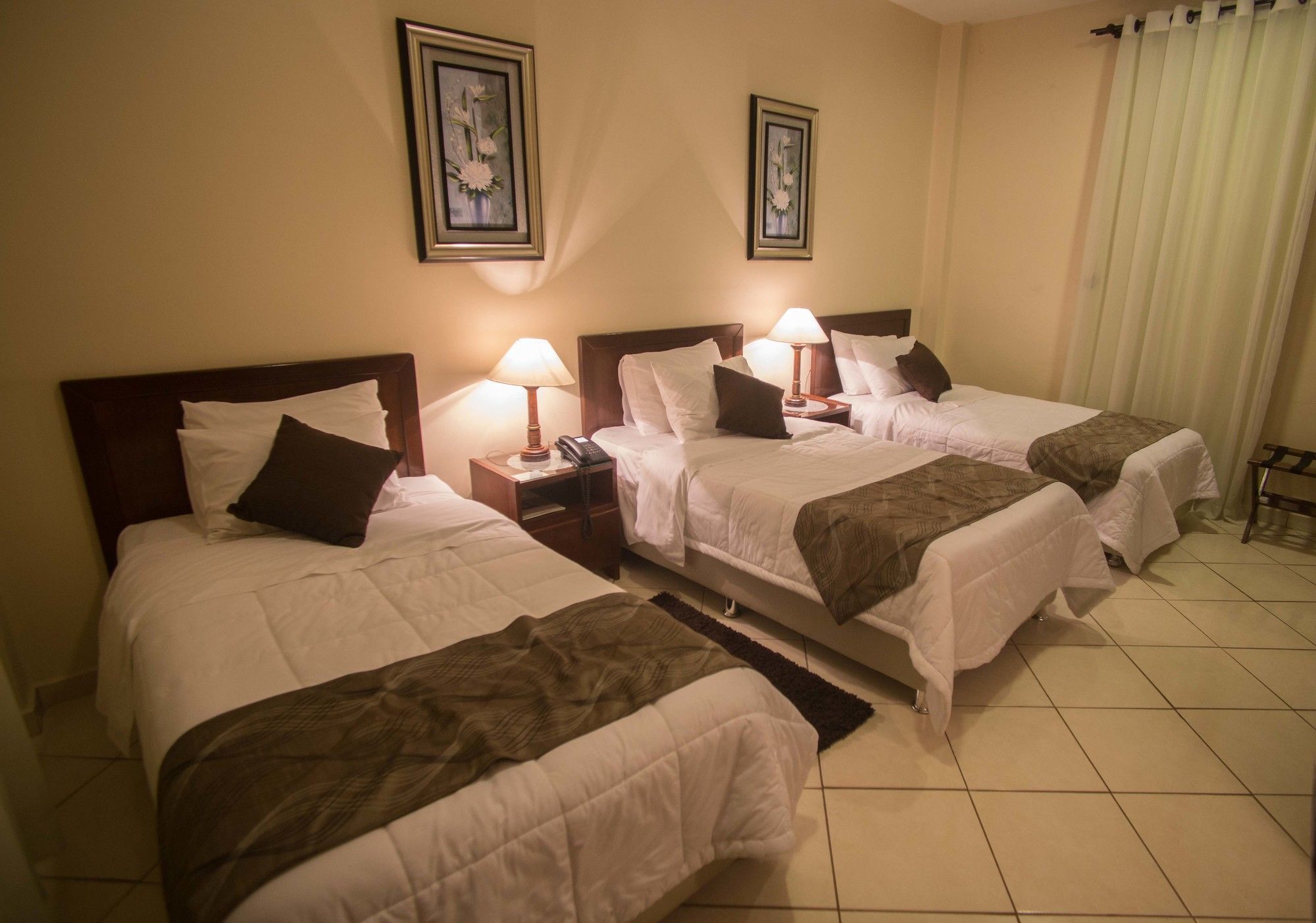 Asuncion Gran Hotel Ciudad del Este Bagian luar foto