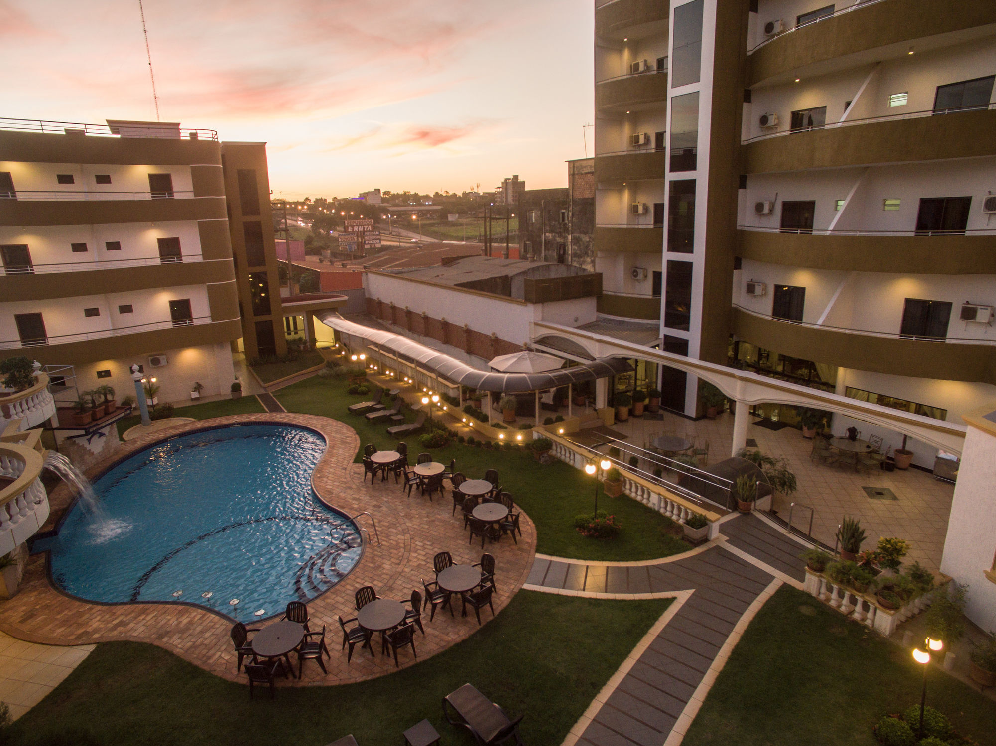 Asuncion Gran Hotel Ciudad del Este Bagian luar foto